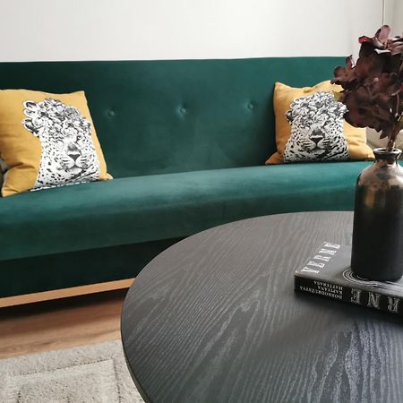 Atlas Apartment In The Historical Center Of Kosice With Free Private Parking Exterior photo
