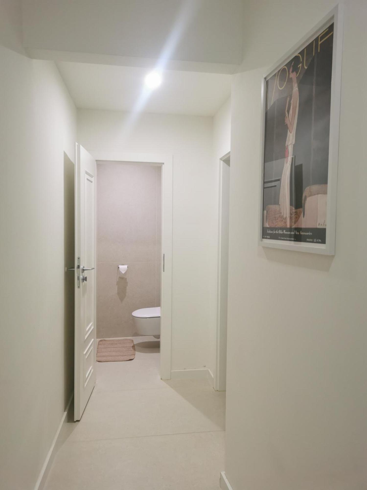 Atlas Apartment In The Historical Center Of Kosice With Free Private Parking Exterior photo